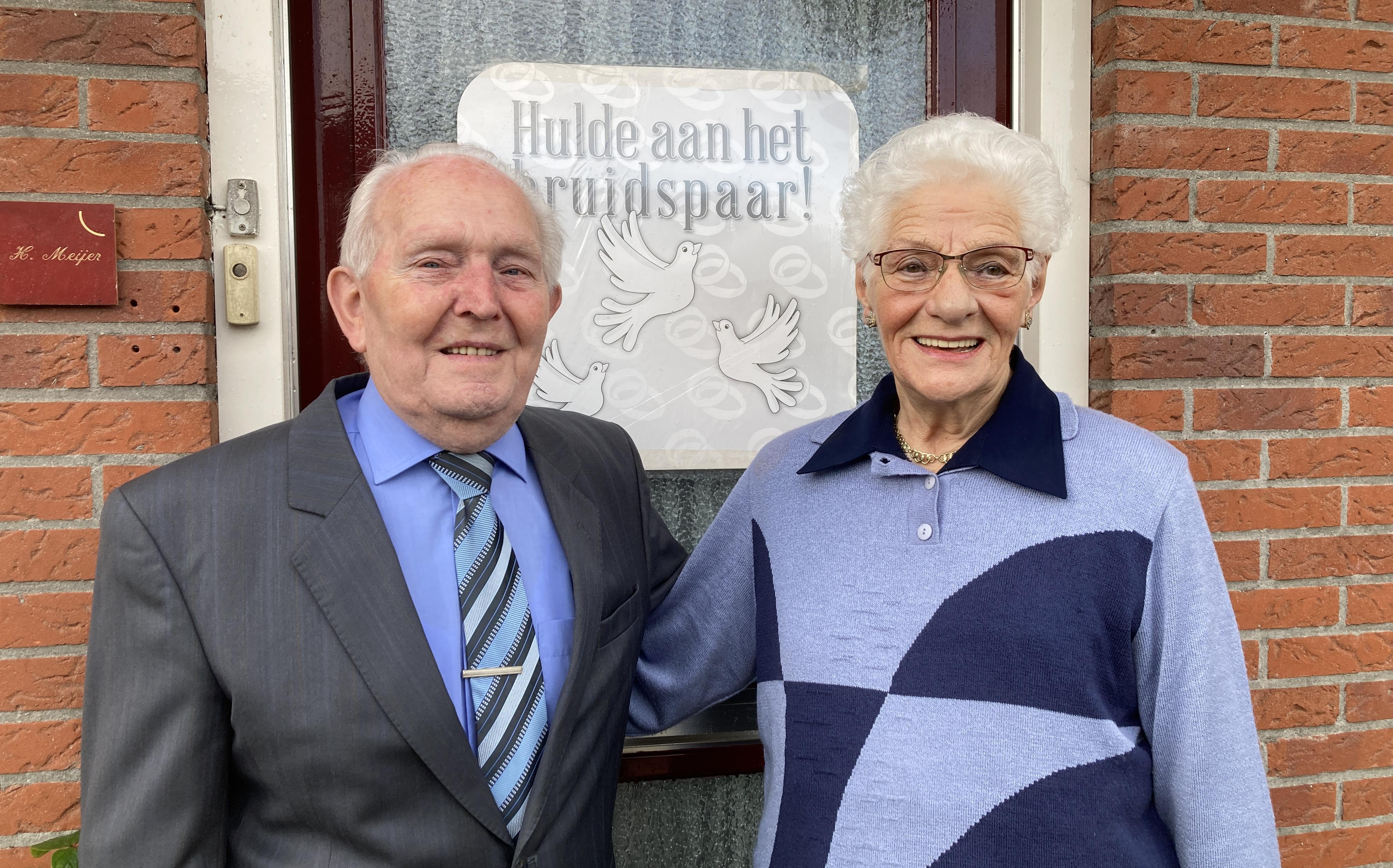 Harm en Hotske Meijer uit Stadskanaal zijn 65 jaar getrouwd. ‘Het is